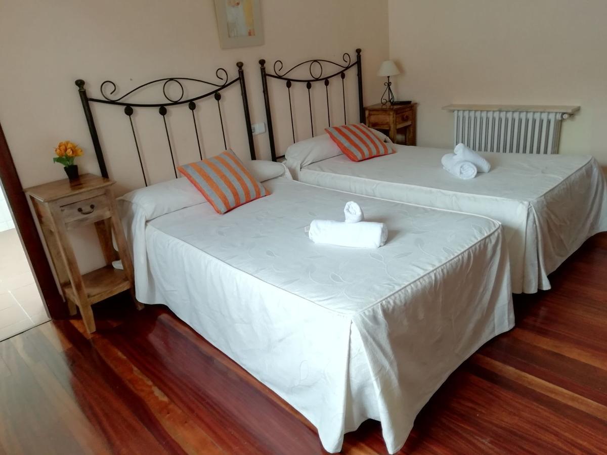 Hostal Boavista Costoia Bagian luar foto